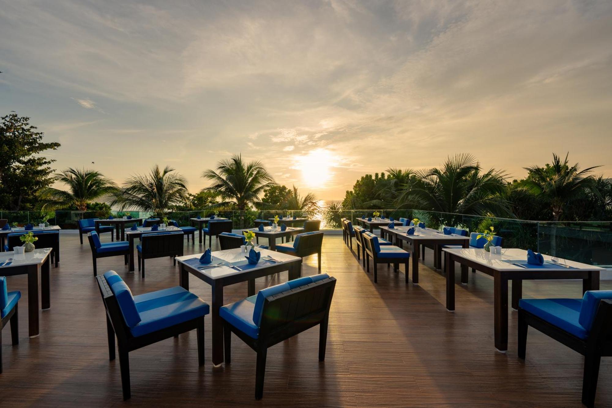 La Flora Resort Patong Εξωτερικό φωτογραφία