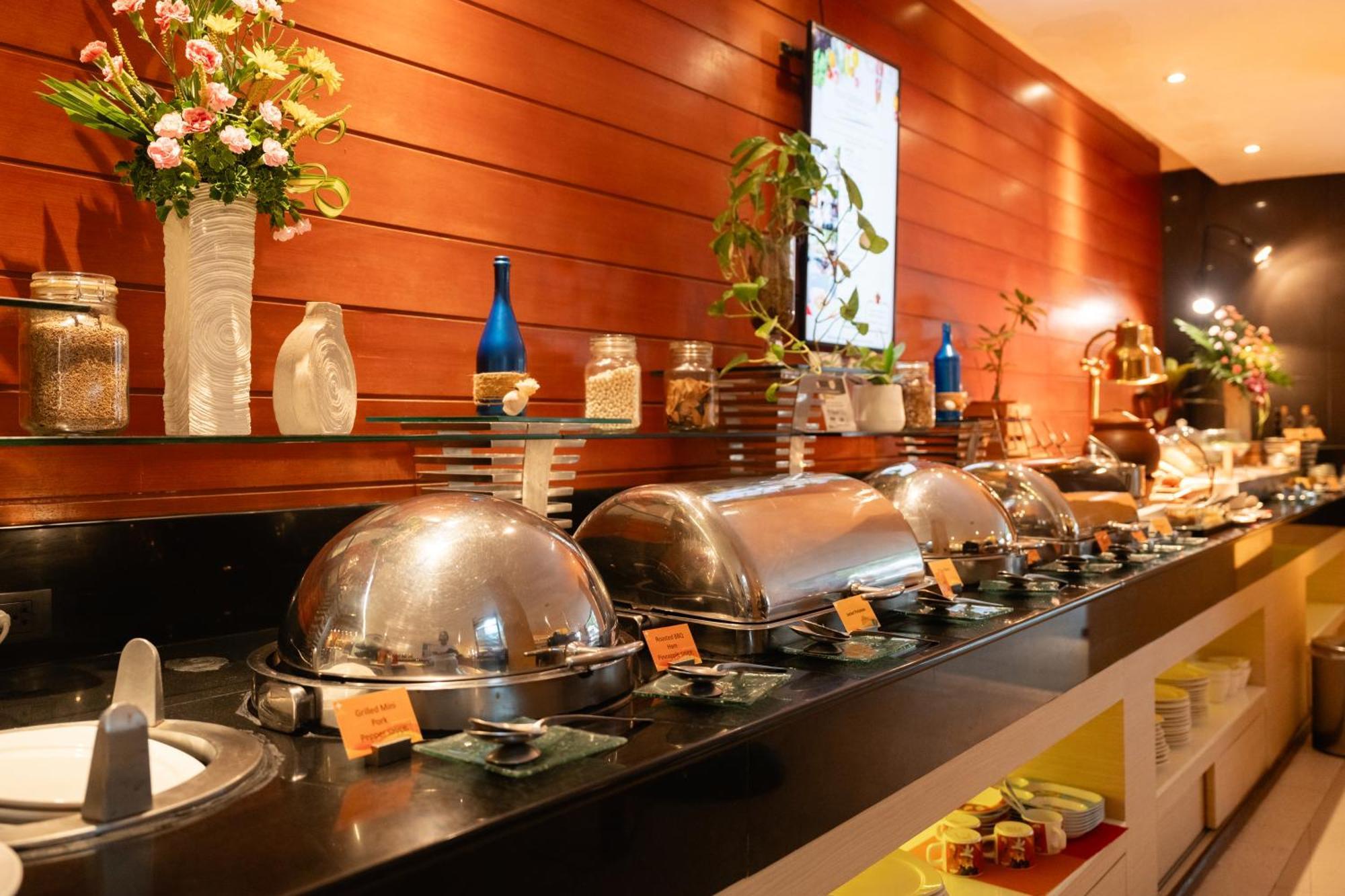 La Flora Resort Patong Εξωτερικό φωτογραφία