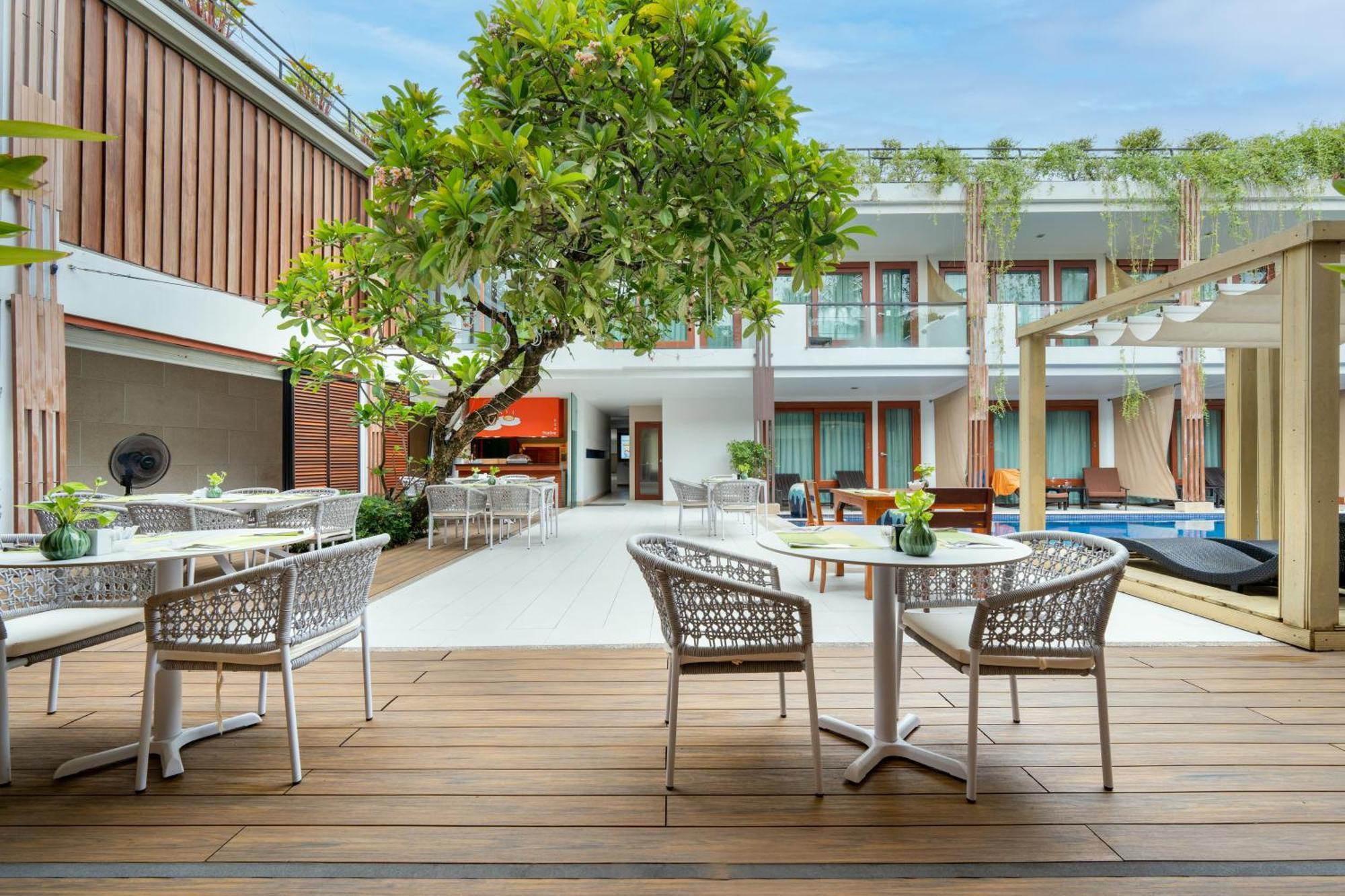 La Flora Resort Patong Εξωτερικό φωτογραφία